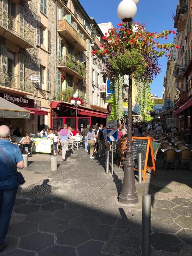 ニースChez Evaアパートメント エクステリア 写真